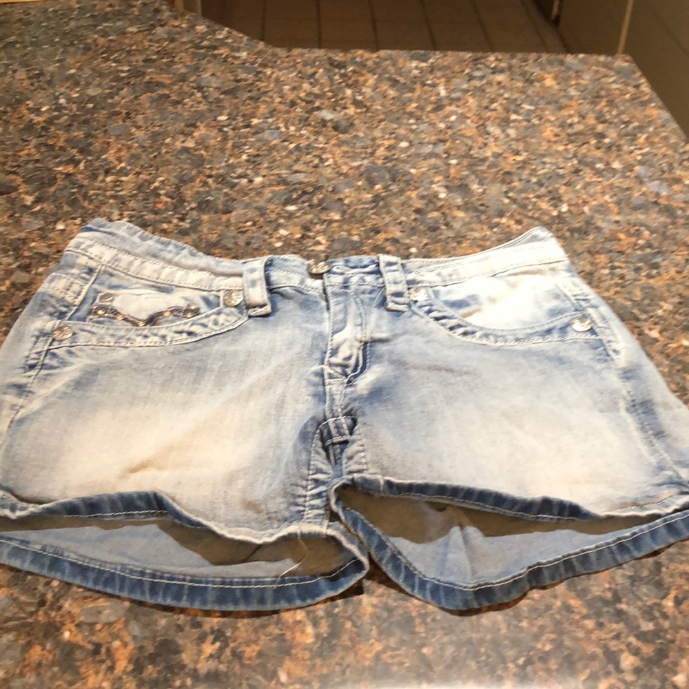 rebel & soul shorts